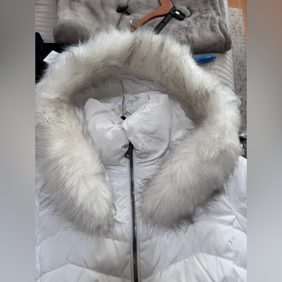 Laundry by Shelli Segal Women's Faux-Fur-Trim Hooded Puffer Coat size M - Picture 9 of 13